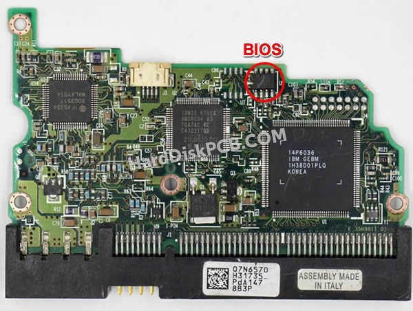 Passaggi per scambiare il chip BIOS su 07N6570 scheda elettronica HDD Hitachi