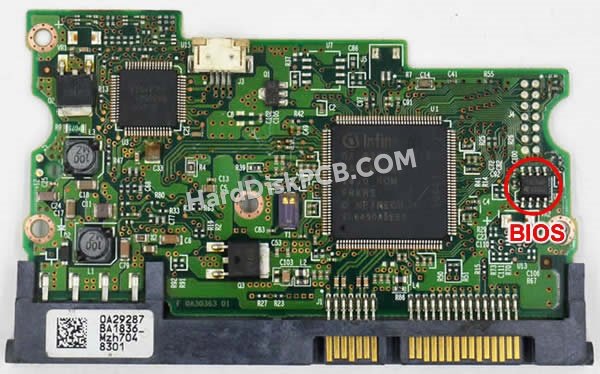 Passaggi per scambiare il chip BIOS su 0A29286 scheda elettronica HDD Hitachi