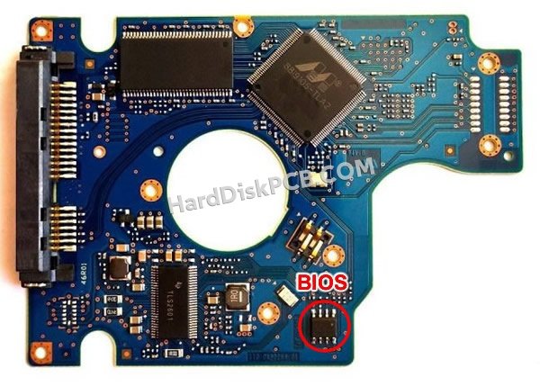 Passaggi per scambiare il chip BIOS su 0J14315 scheda elettronica HDD Hitachi