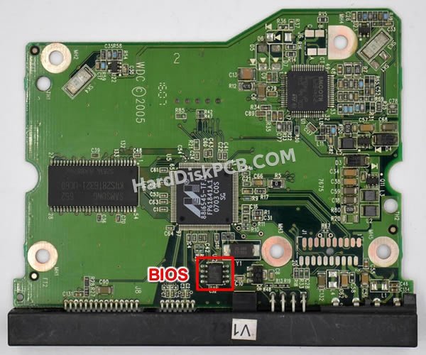 Passaggi per scambiare il chip BIOS su 2060-701383-001 scheda elettronica HDD Western Digital