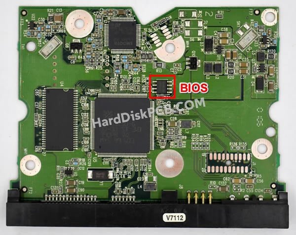 Passaggi per scambiare il chip BIOS su 2060-701384-002 scheda elettronica HDD Western Digital