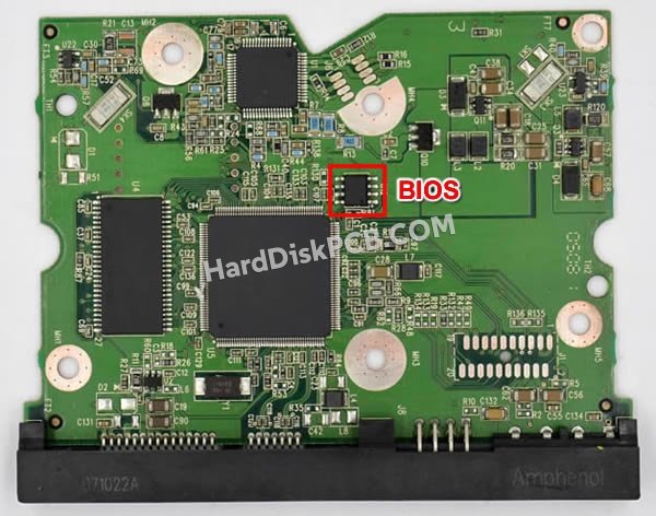 Passaggi per scambiare il chip BIOS su 2060-701453-000 scheda elettronica HDD Western Digital