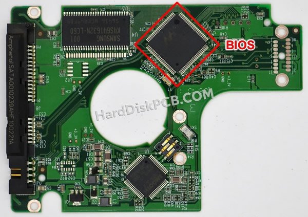 Passaggi per scambiare il chip BIOS su 2060-701499-005 scheda elettronica HDD Western Digital