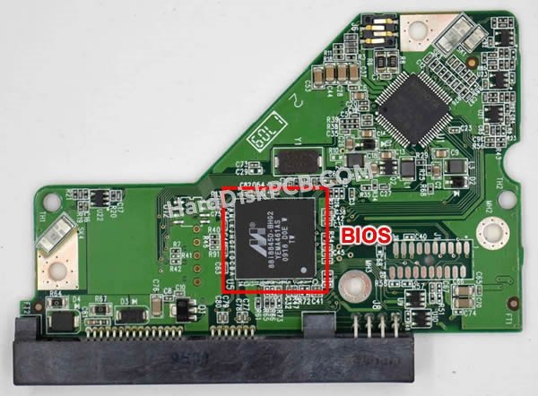 Passaggi per scambiare il chip BIOS su 2060-701537-004 scheda elettronica HDD Western Digital