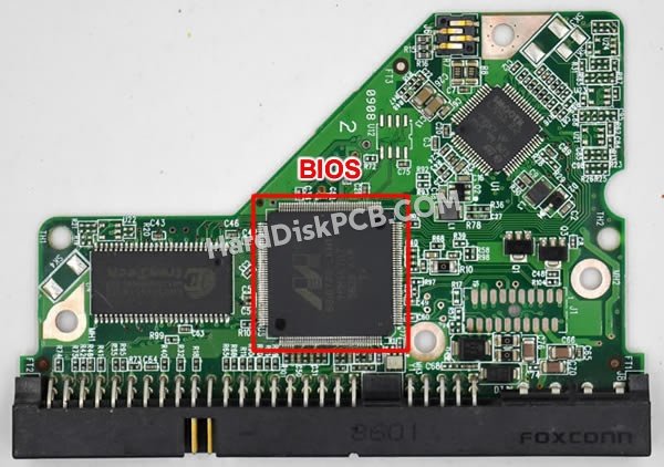 Passaggi per scambiare il chip BIOS su 2060-701563-000 scheda elettronica HDD Western Digital