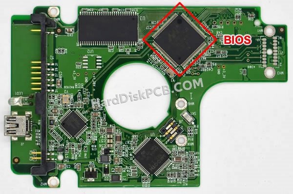 Passaggi per scambiare il chip BIOS su 2060-701615-003 scheda elettronica HDD Western Digital