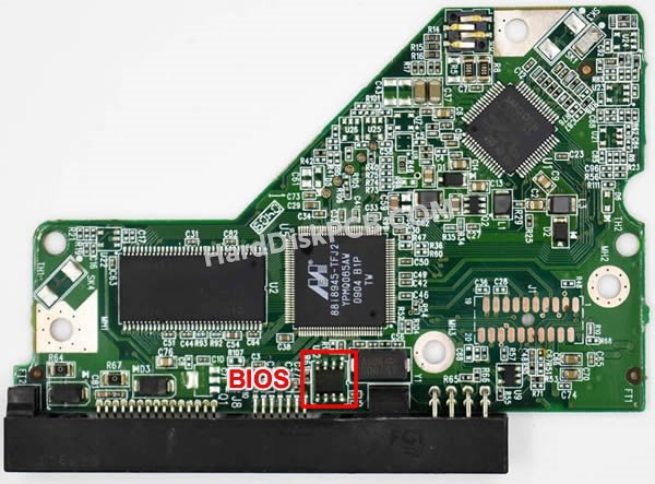 Passaggi per scambiare il chip BIOS su 2060-701640-000 scheda elettronica HDD Western Digital