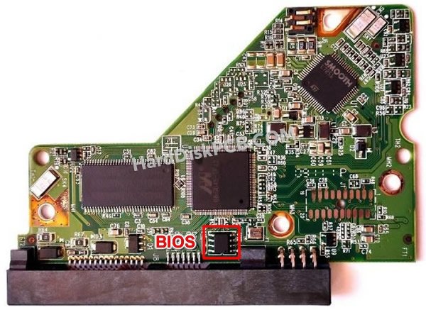 Passaggi per scambiare il chip BIOS su 2060-771640-005 scheda elettronica HDD Western Digital