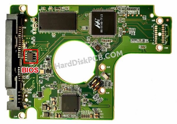 Passaggi per scambiare il chip BIOS su 2060-771692-001 scheda elettronica HDD Western Digital