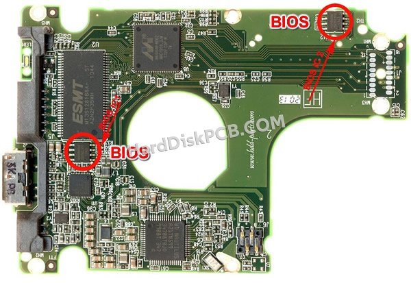 Passaggi per scambiare il chip BIOS su 2060-771950-000 scheda elettronica HDD Western Digital