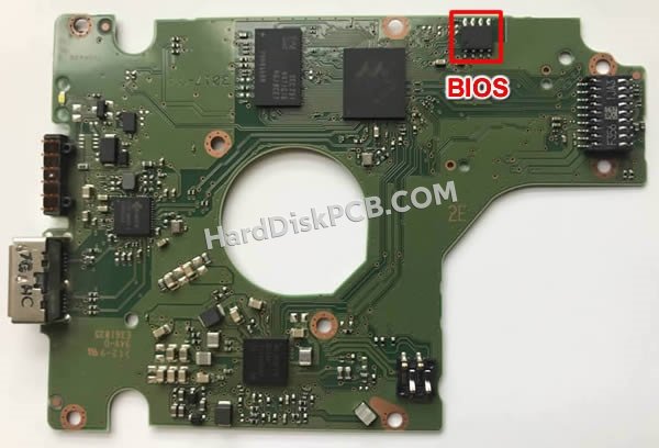Passaggi per scambiare il chip BIOS su 2060-800069-001 scheda elettronica HDD Western Digital