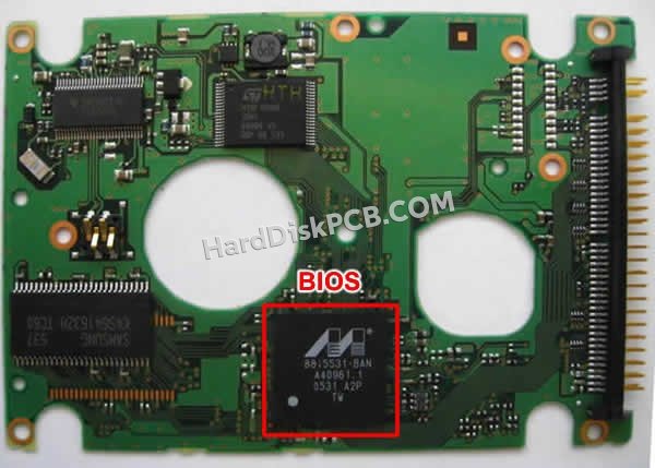 Passaggi per scambiare il chip BIOS su CA26325-B18104BA scheda elettronica HDD Fujitsu