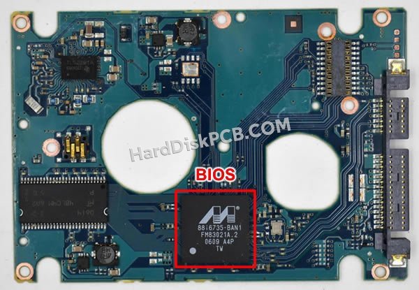 Passaggi per scambiare il chip BIOS su CA26338-B71104BA scheda elettronica HDD Fujitsu