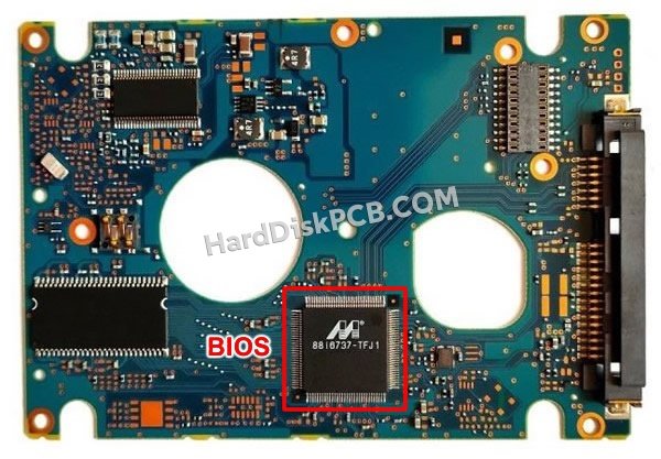 Passaggi per scambiare il chip BIOS su CA26344-B32104BA scheda elettronica HDD Fujitsu